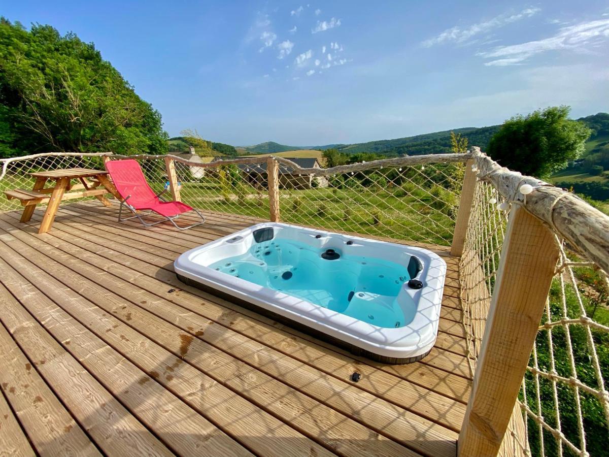 Yourte 2-4 Personnes Avec Spa Saint-Laurent-de-Levezou Bagian luar foto